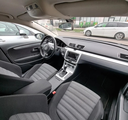 Volkswagen CC cena 40000 przebieg: 240000, rok produkcji 2013 z Wrocław małe 277